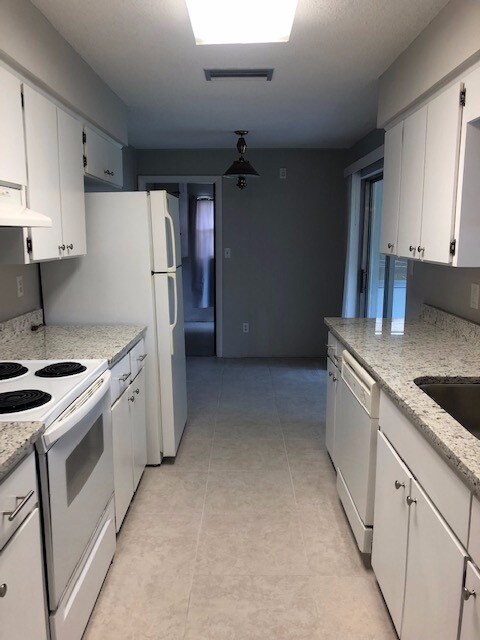 Foto del edificio - Adorable & Updated in DeBary!