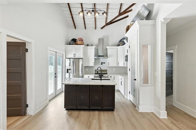 Building Photo - 3634 Burlington Ave N