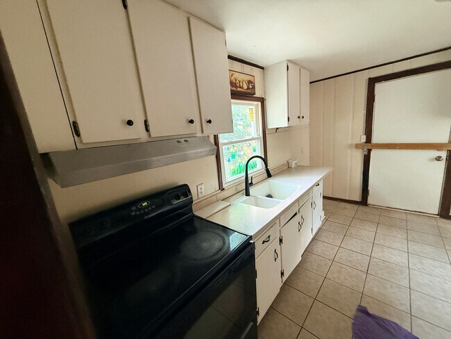 Foto del edificio - Cute home minutes from Uptown Charlotte!!