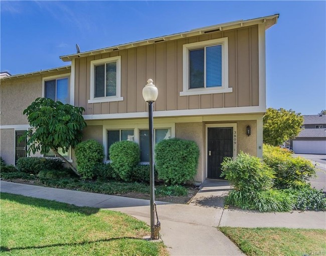 Building Photo - 3809 Stedley Pl