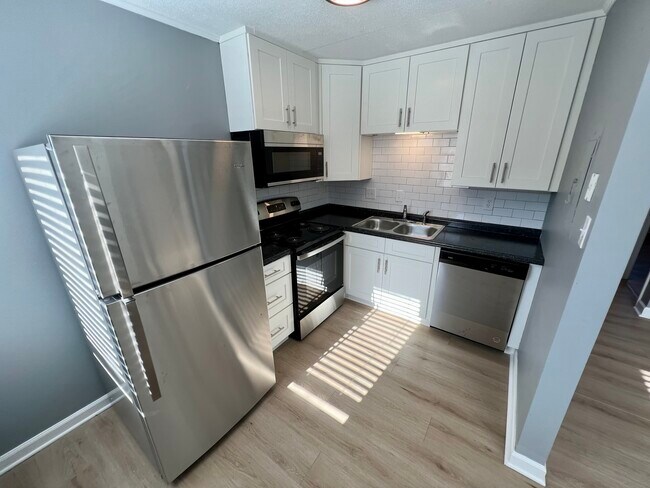Cocina - 2718 Painter Ave