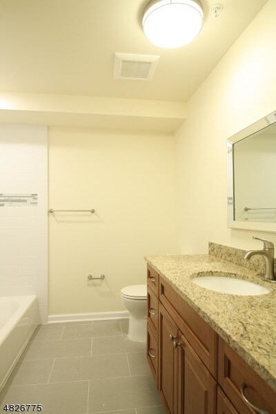 Building Photo - 66 Belmont Ave