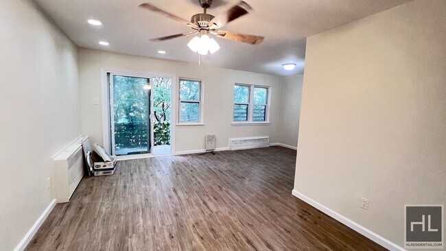 Foto del edificio - 2070 E 55th St
