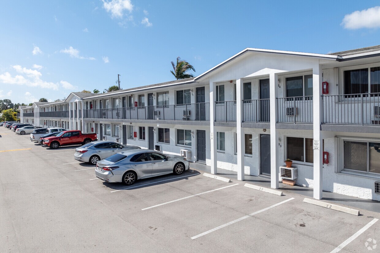 Primary Photo - Three Rivers East Condominium