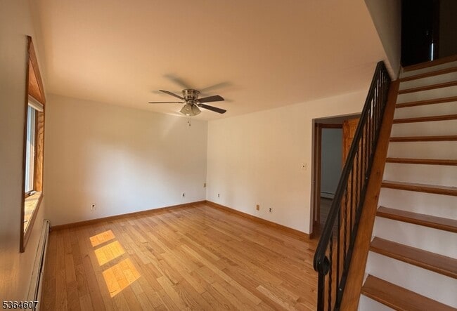 Building Photo - 726 Midwood Rd