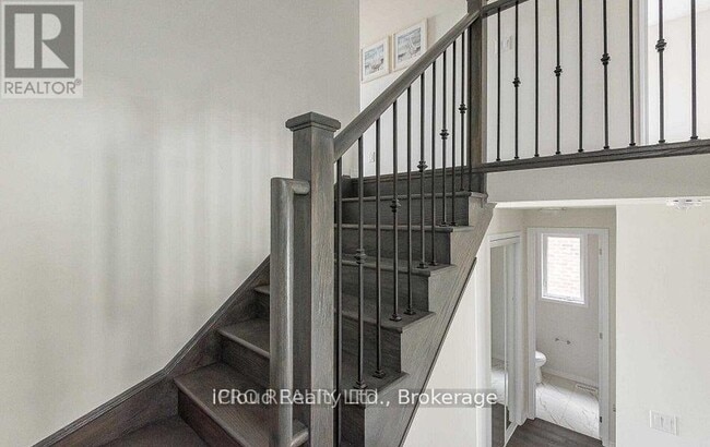 Photo du bâtiment - 8 Toffee Trl