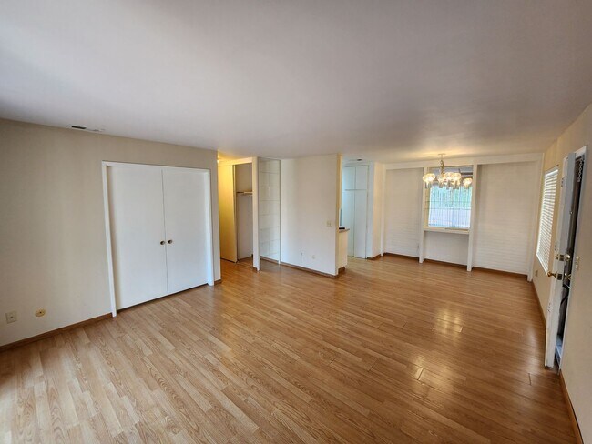 Foto del edificio - 3 Bed Condo in Rancho Bernardo