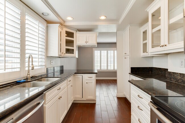 Kitchen with ample counter space & s/s appliances. - 3500 W Manchester Blvd