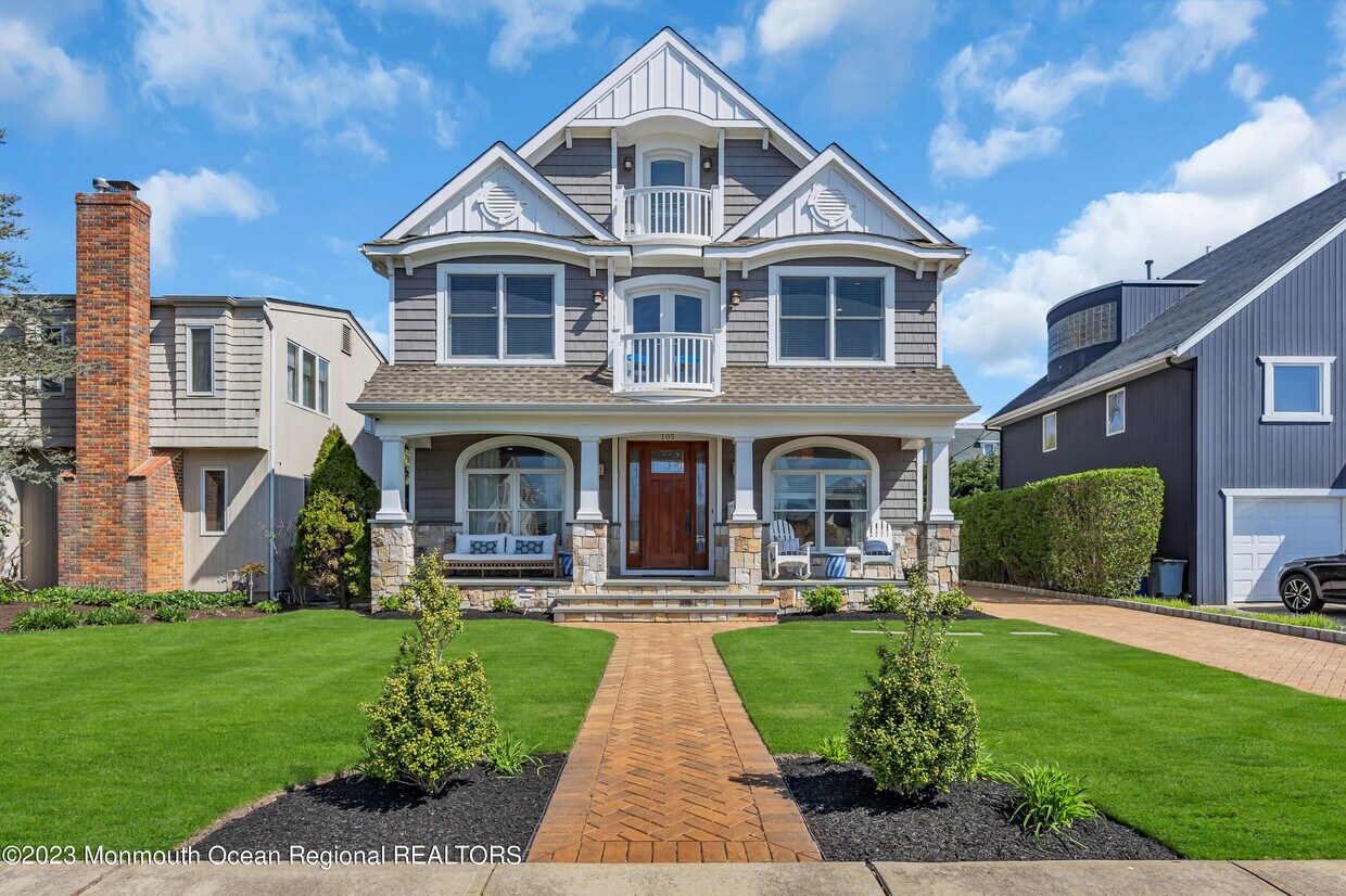 Primary Photo - 105 Beacon Blvd