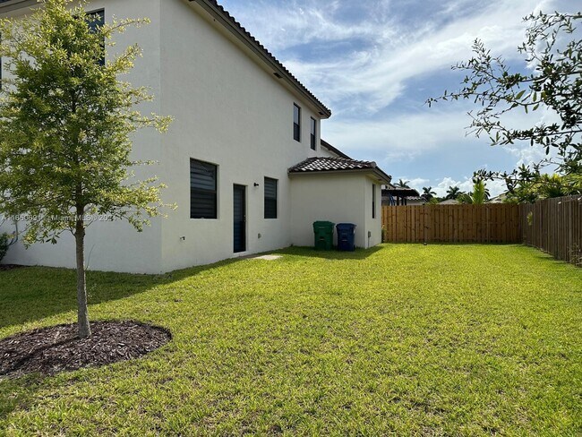 Foto del edificio - 11909 SW 244th St