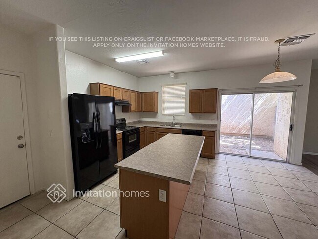 Foto del edificio - 5336 W Illini St