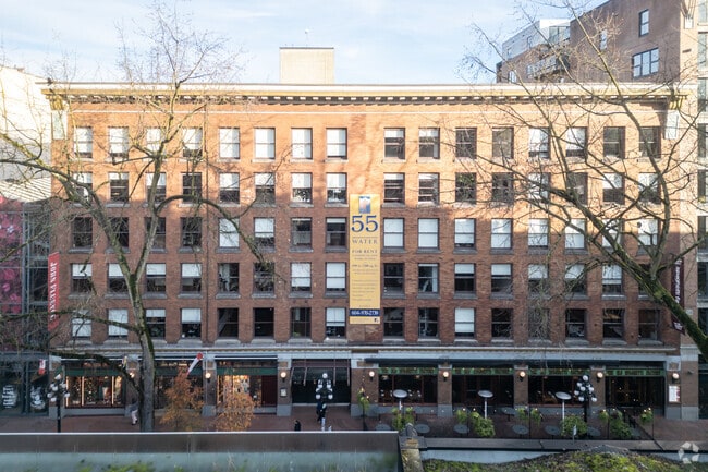 Building Photo - 33 Water Street