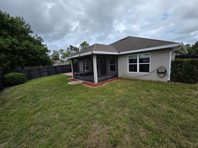 Foto del edificio - 7815 103rd Ct