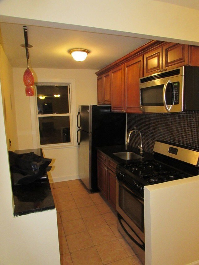 Foto principal - 661 Brooklyn Ave
