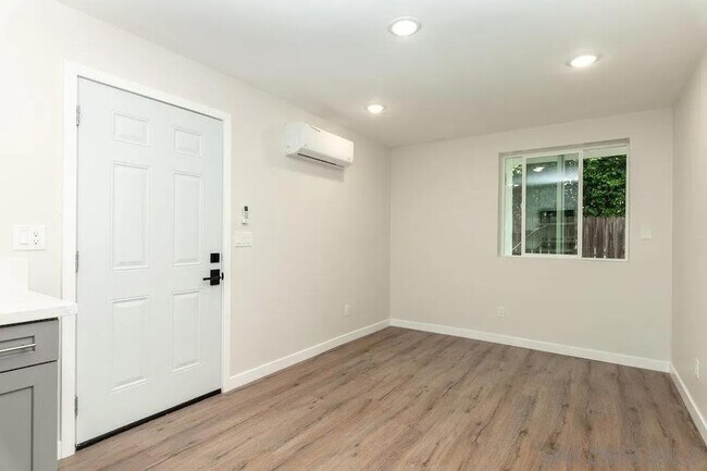 Foto del edificio - 1642 C Ave