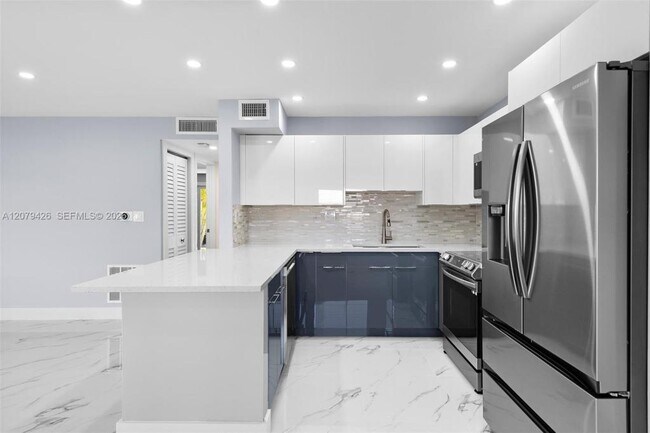 Photo - 1400 NE 54th St Apartment