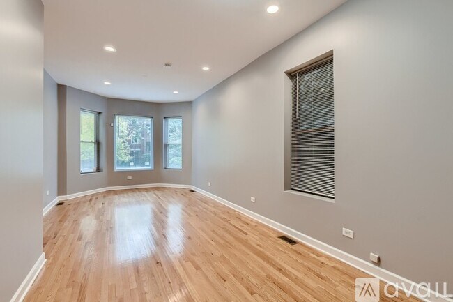 Building Photo - 6546 S Minerva Ave