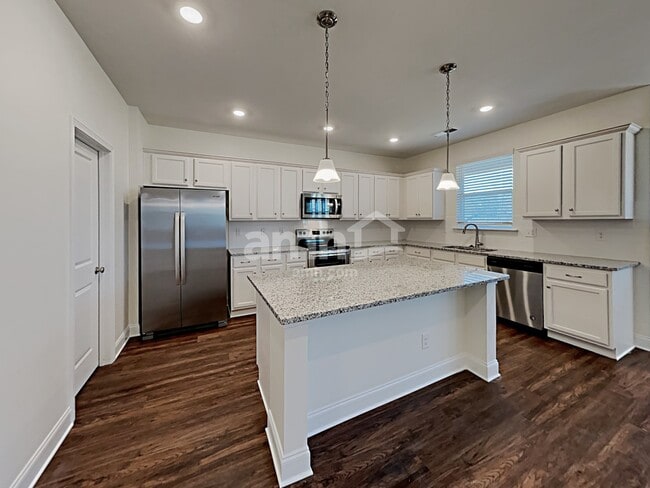 Building Photo - 2129 Laurel Vlg Cir