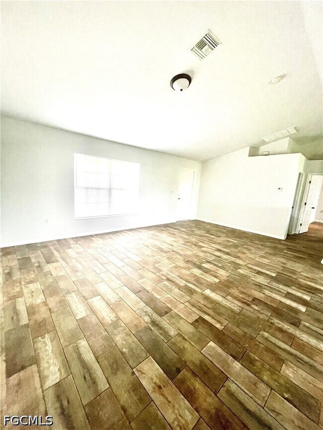 Foto del edificio - 4010 29th St SW