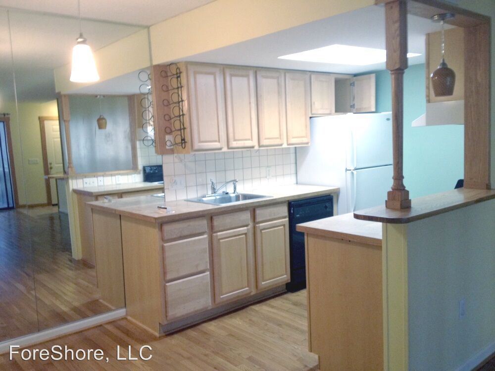 Primary Photo - 1 br, 1.5 bath House - 10 Three Mast Lane
