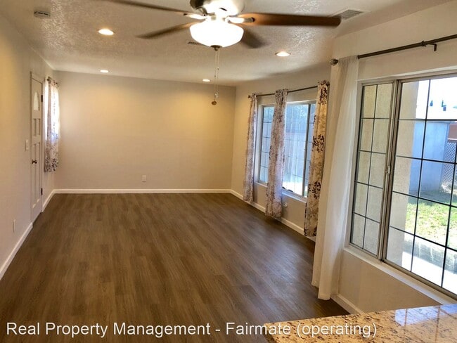 Building Photo - 3 br, 2 bath House - 11224 Springwood St.