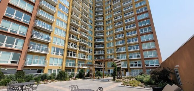 Building Photo - At the Montage!!! 1 bedroom 1 bath luxury ...