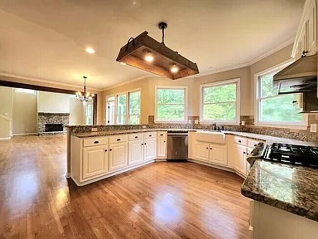 Foto del edificio - 10795 Cauley Creek Dr