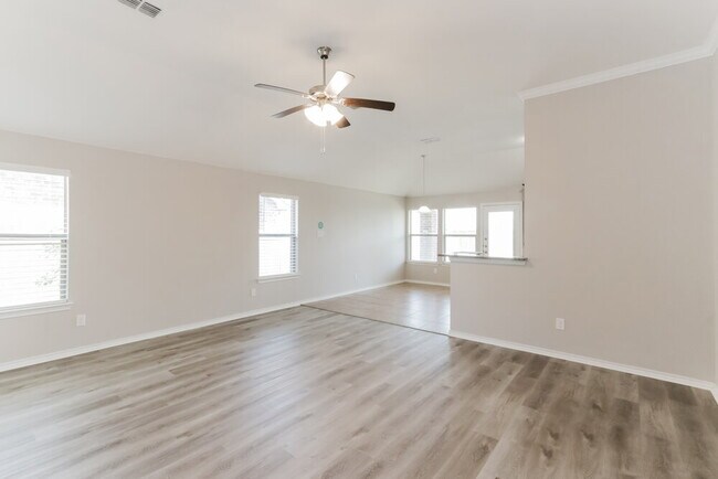 Building Photo - 318 Billy Wickliffe Dr