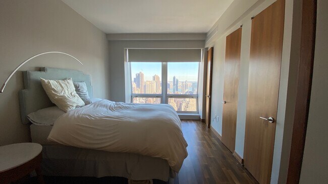 Foto del edificio - Highrise River, City Views on 5th Ave