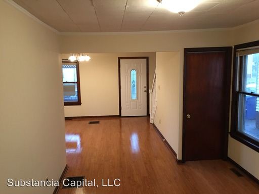 Building Photo - 120 Franklin St