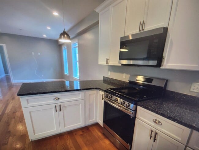 Photo - 17 Maywood St Apartment