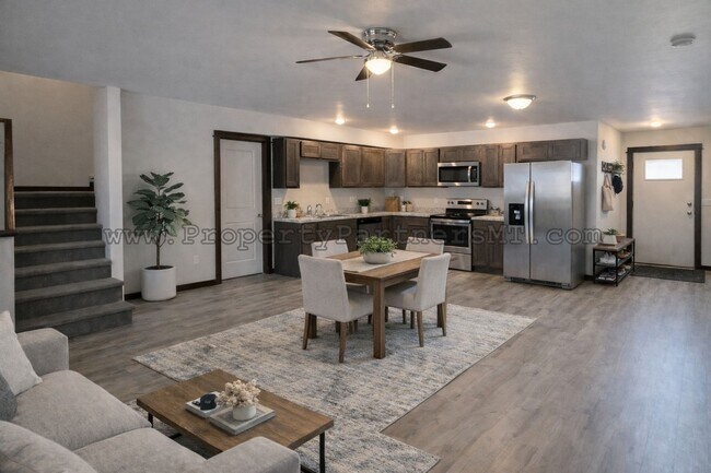 Foto del edificio - 1303 Westwood Cir