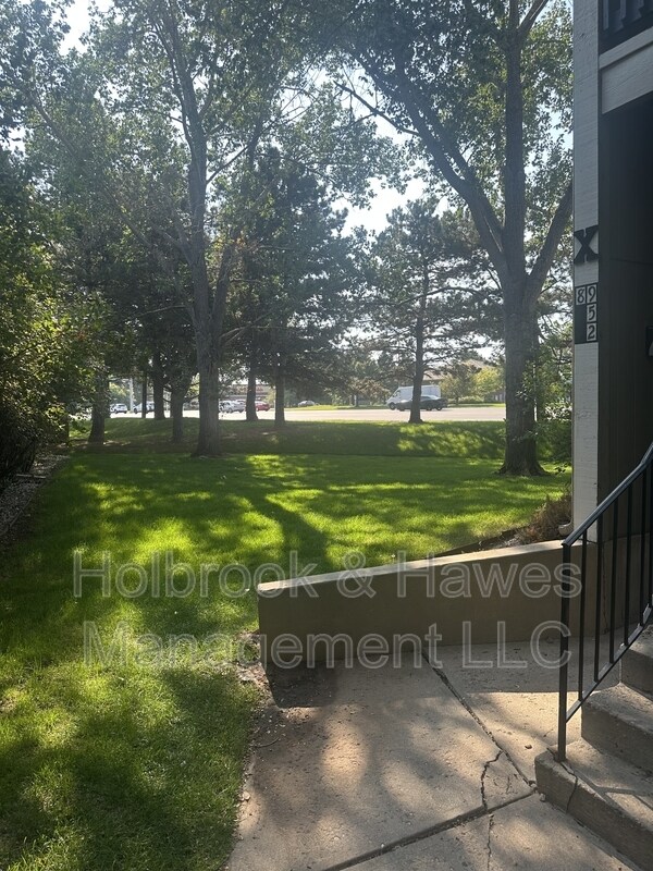 Building Photo - 4531 Boardwalk Dr