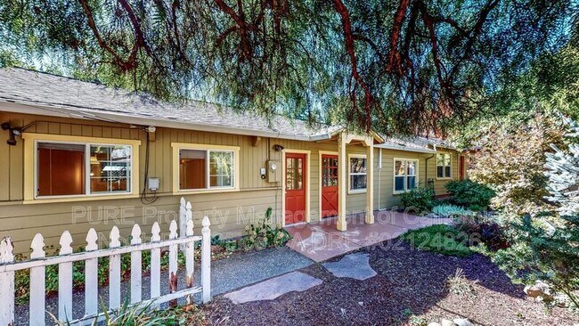 Foto del edificio - 1019 North St