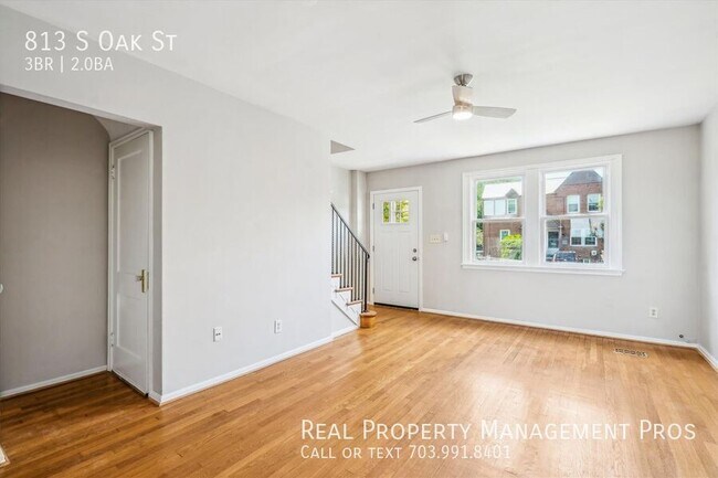 Foto del edificio - 813 S Oak St
