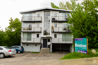 Building Photo - North 17th Apartments