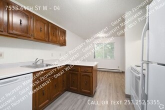Building Photo - 7533 44th St W