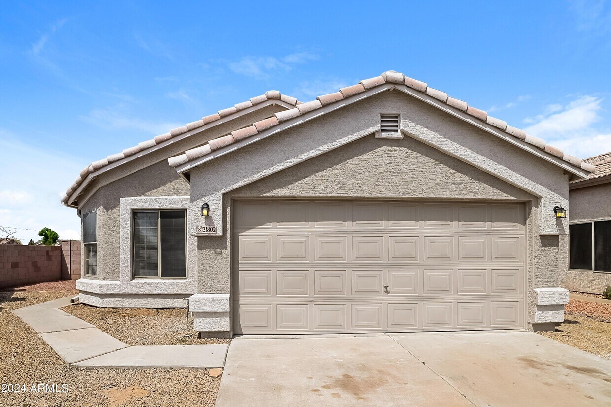Primary Photo - 21802 N 33rd Ave
