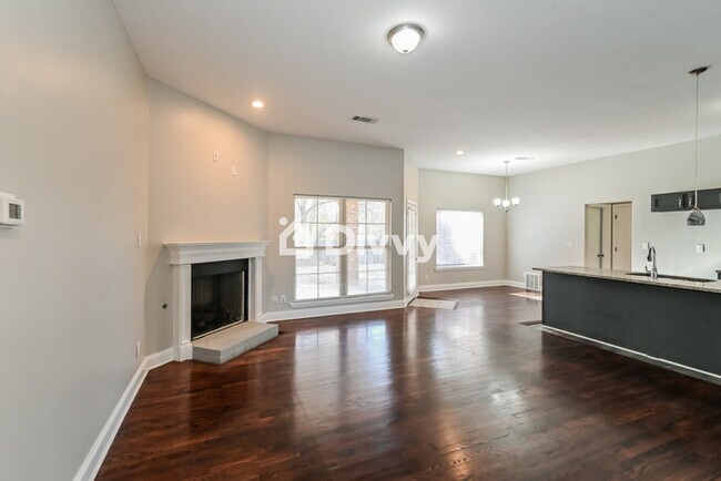 Building Photo - 3391 James Rd, Memphis, TN 38128