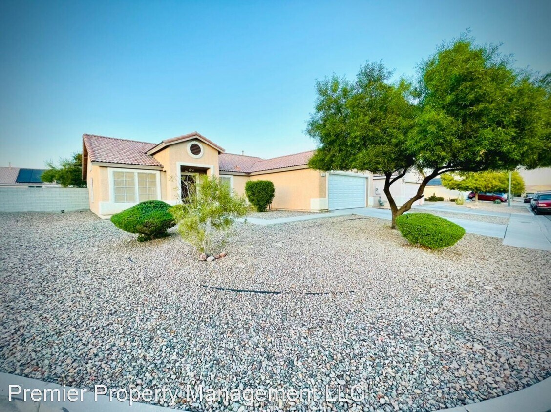 3 br, 2 bath House 3016 Robincrest Ct House Rental in North Las