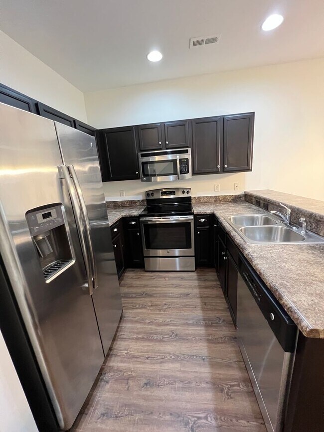Foto del edificio - SAYLOR'S WATCH - 3 Bedroom Townhome in Mon...