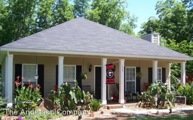 Primary Photo - 3 br, 2 bath House - 1405 Stuart Avenue
