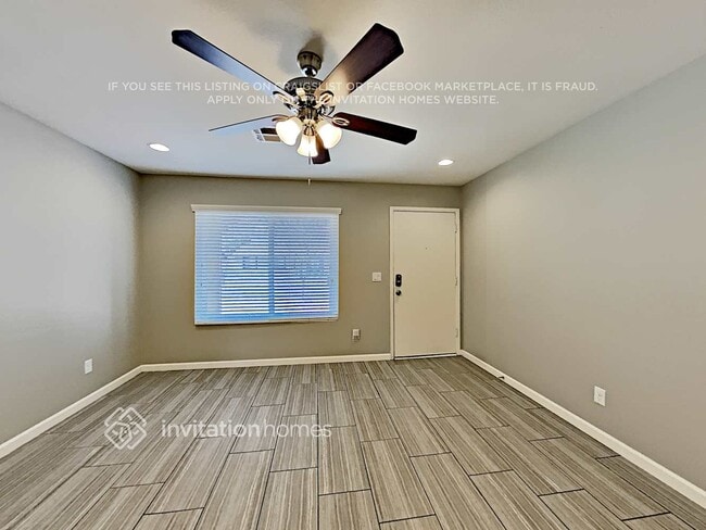 Foto del edificio - 3407 E Anderson Dr