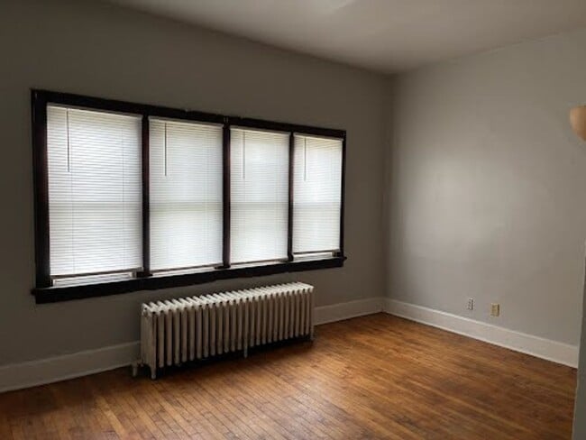 Foto del edificio - 1130 W Washington St