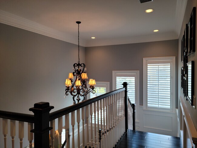 Foto del edificio - 4229 Rhodes Ave