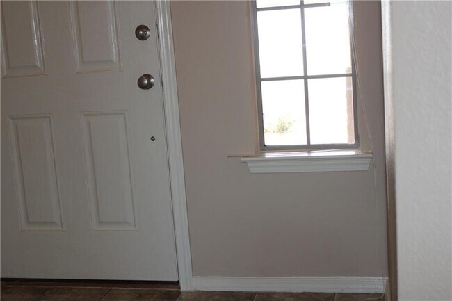 Building Photo - 14252 Smokey Point Dr