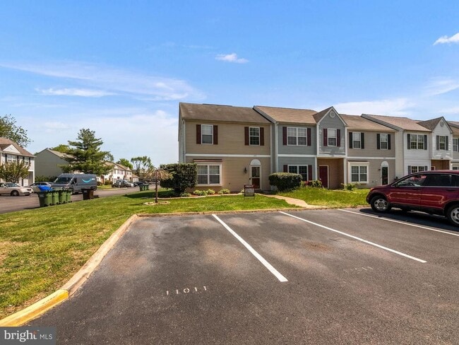 Building Photo - 11011 Coreys Way