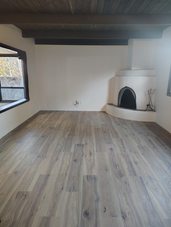 Living room - 2933 Plaza Azul