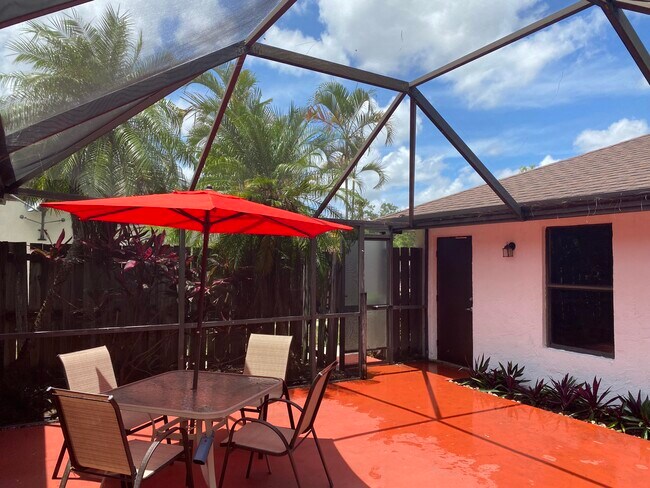 Foto del edificio - 1289 Periwinkle Pl