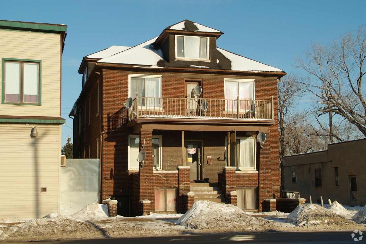 Building Photo - 9112 W Fort St